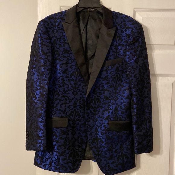 Angelino Other - Tux Angelino size 40 excellent condition